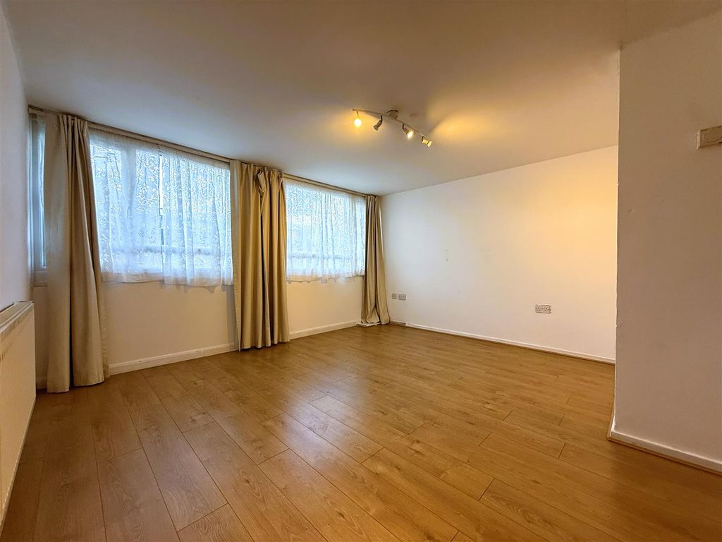 Property photo 3 of 13 Img_5258.Jpg