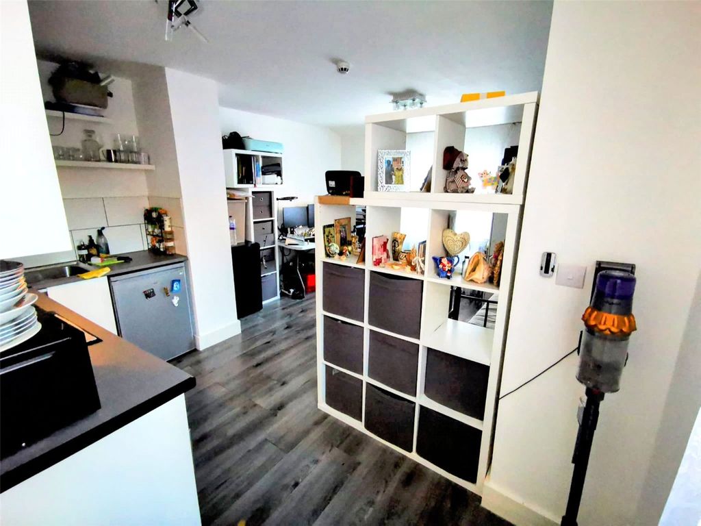 Property photo 2 of 7 Picture No. 02