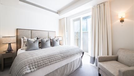 Property photo 3 of 7 Gallery