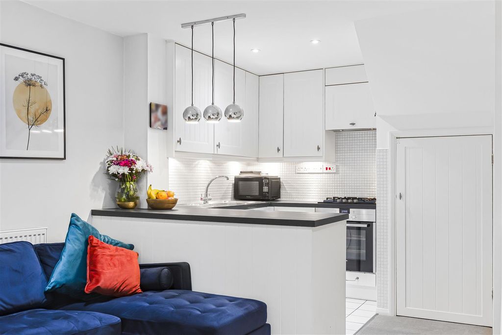 Property photo 3 of 21 7_41092.Jpg