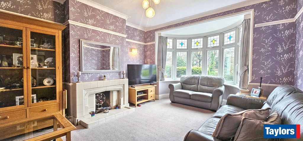 Property photo 2 of 23