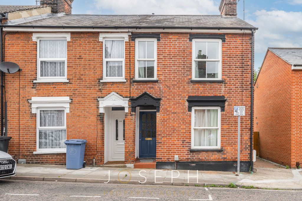 Property photo 1 of 10