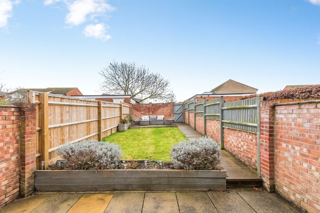 Property photo 2 of 17