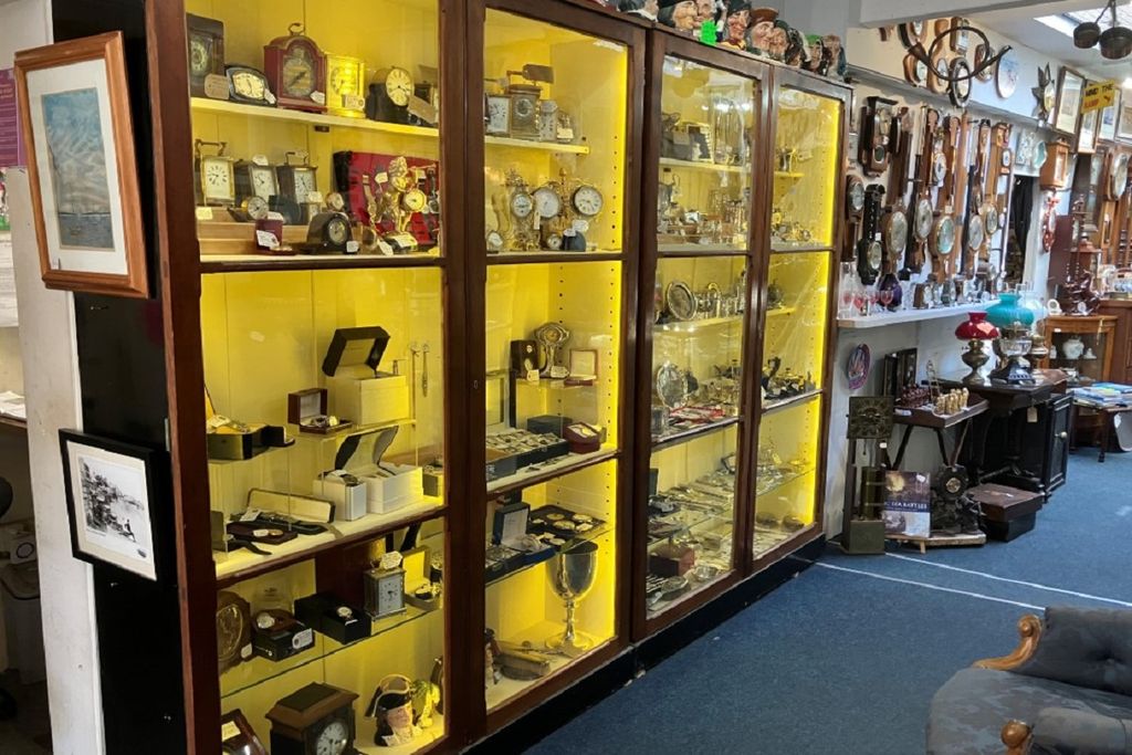 Property photo 2 of 7