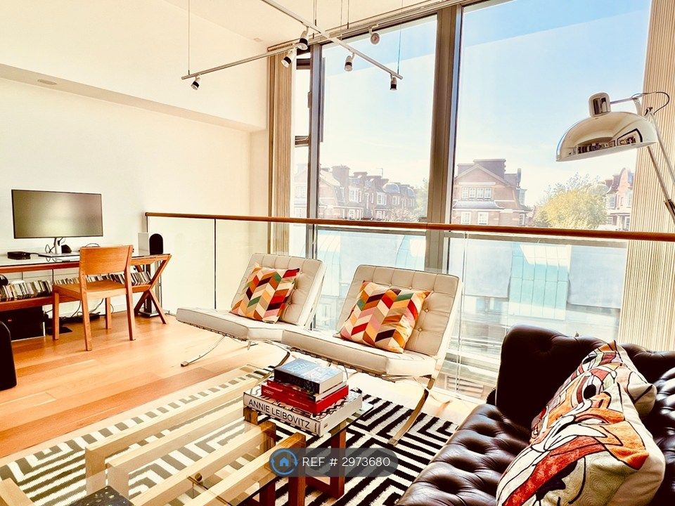 Property photo 3 of 18 Second Reception Room / Office