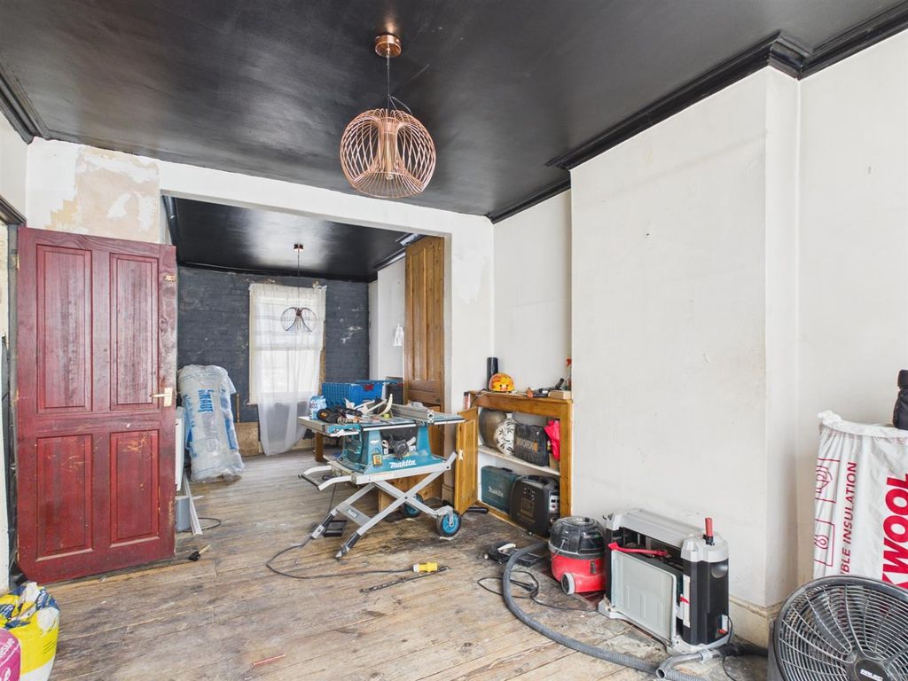 Property photo 3 of 16 Living Diner.Jpg