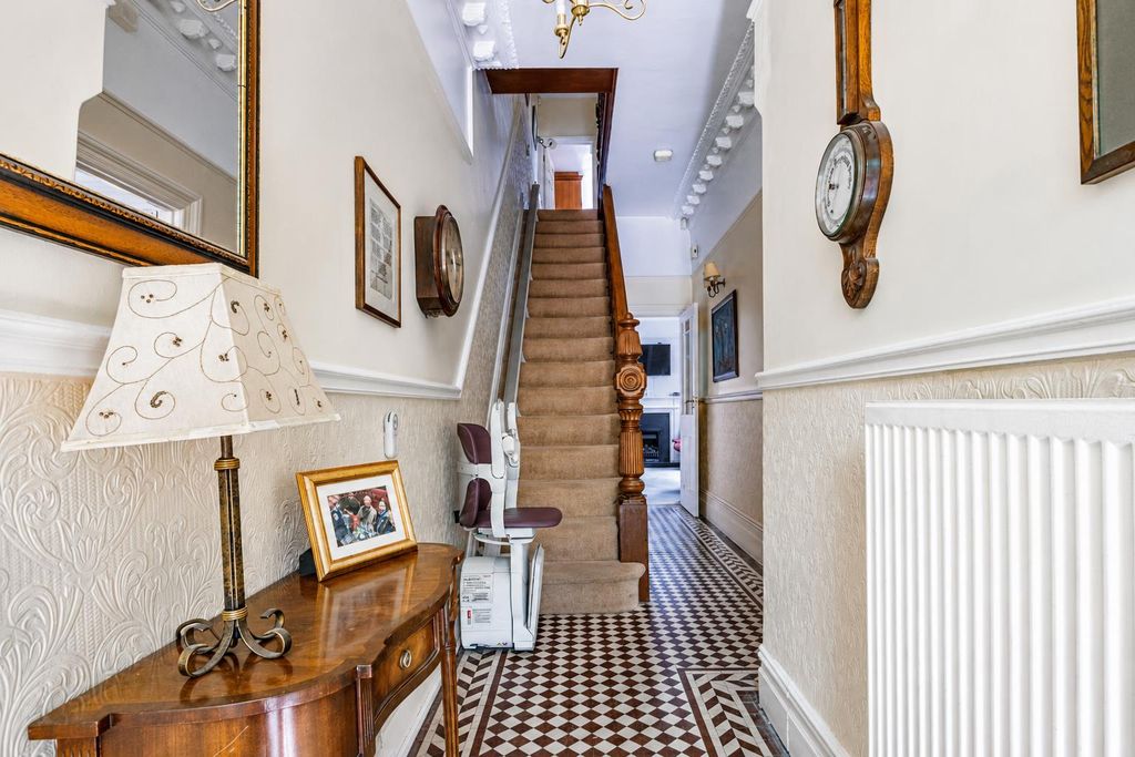 Property photo 2 of 23 Teilo 4