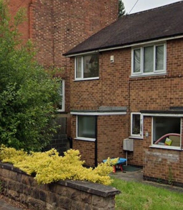 Property photo 1 of 12