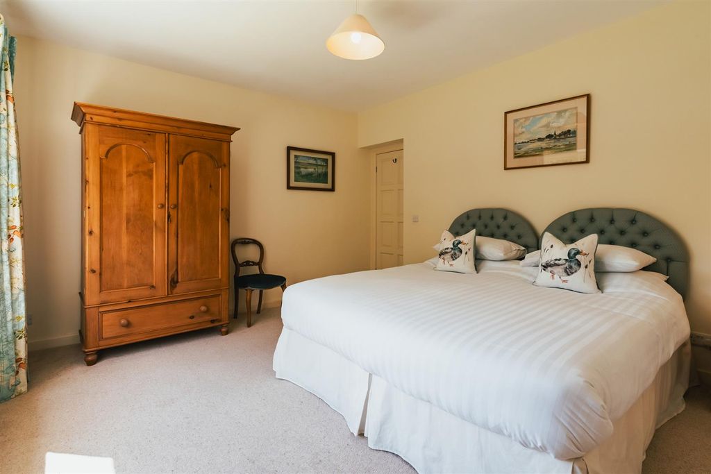 Additional image 32 of 6 bed detached house for saleCastleton Road, Hathersage, Hope Valley S32