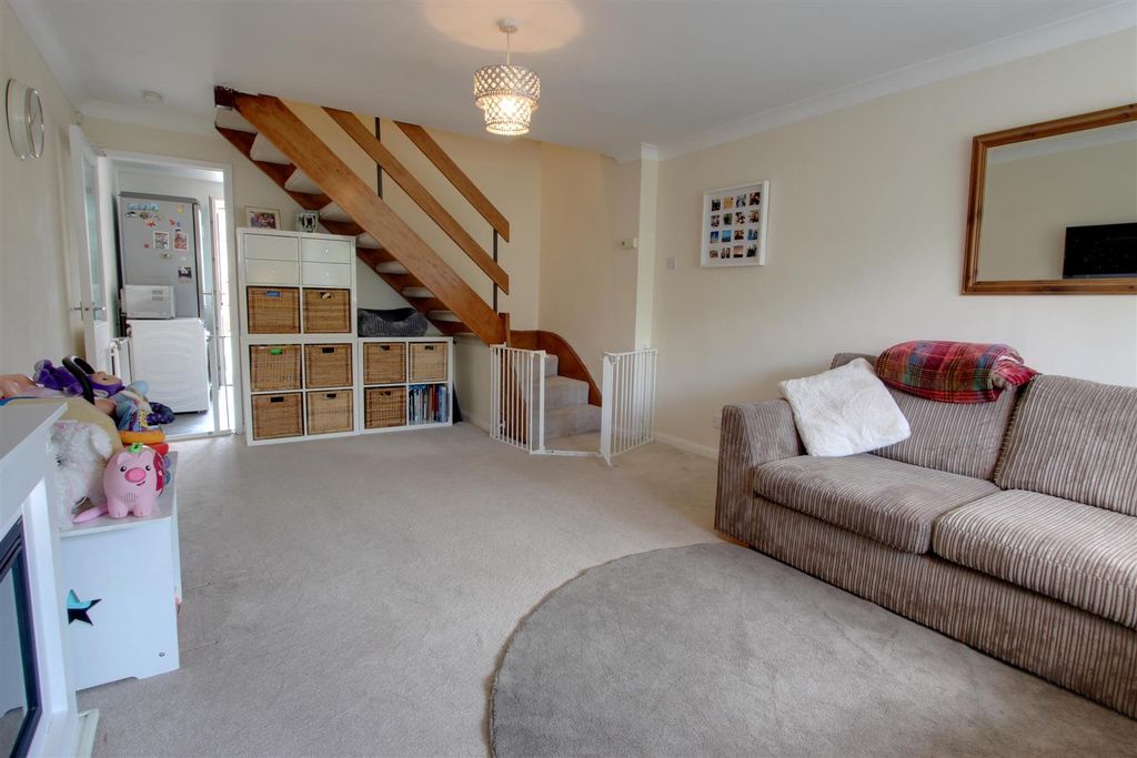 Property photo 3 of 14 Img_4232-Img_4237.Jpg