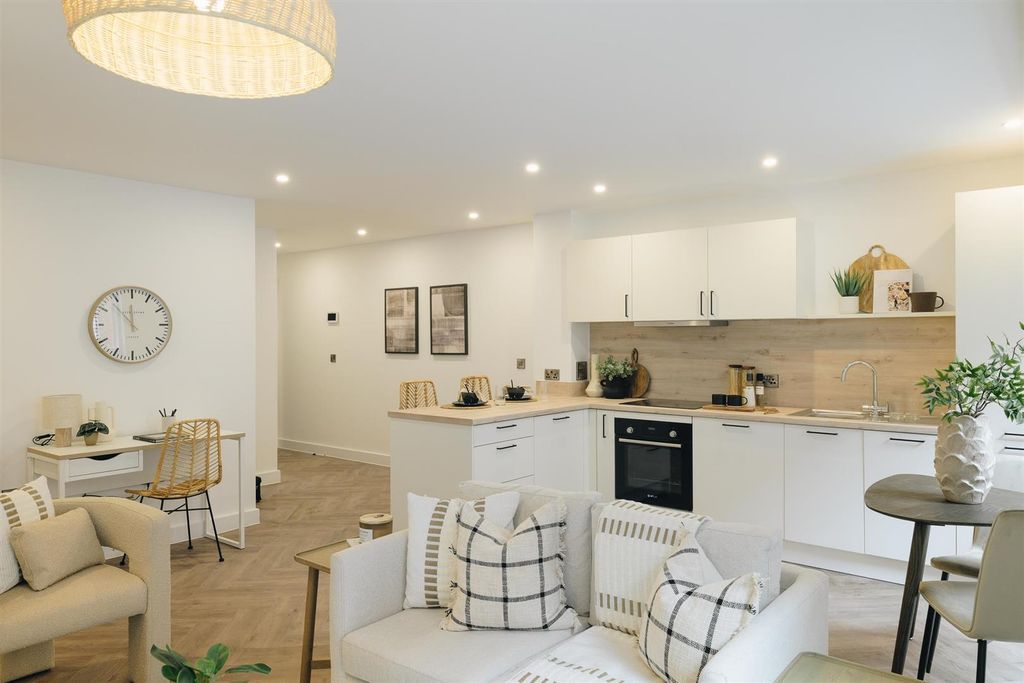 Property photo 1 of 6 Web_Chapmans_Yard_Show_Apts-8.Jpg