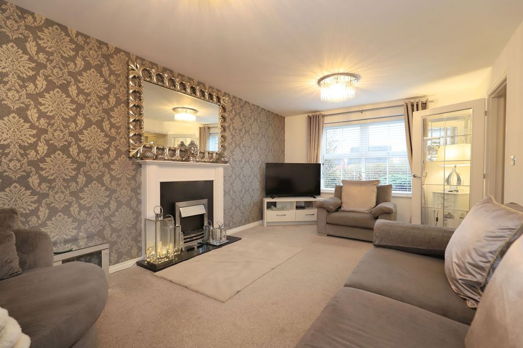 Property photo 3 of 26