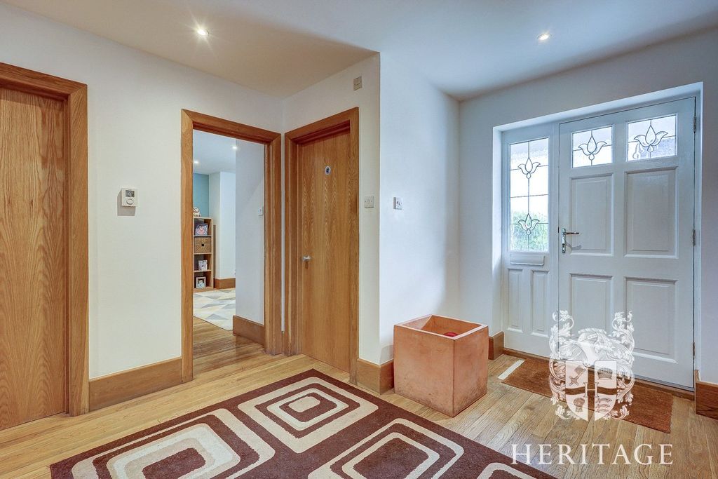 Property photo 3 of 25 Picture No. 15