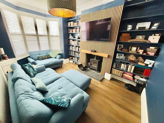 Property photo 2 of 24 Picture No. 49