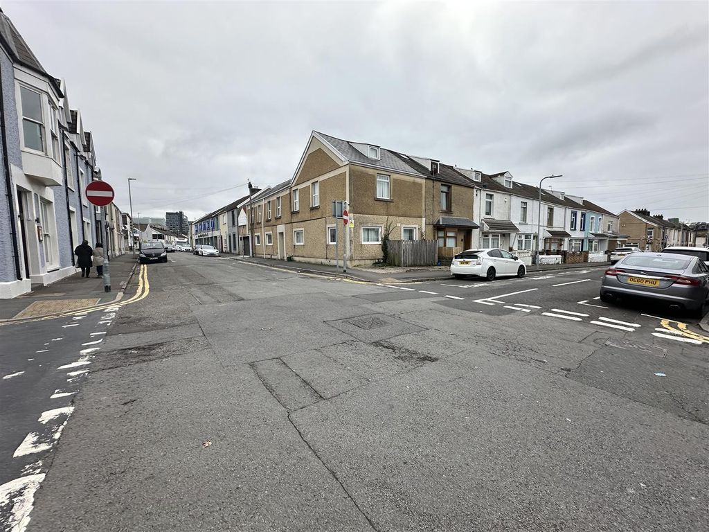 Property photo 2 of 19 Street View.Jpg