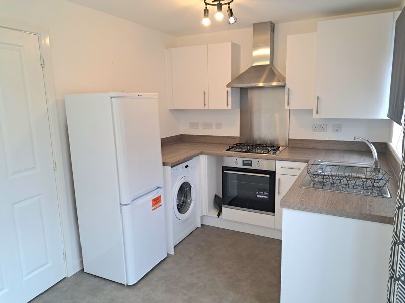 Property photo 2 of 7 Kitchen