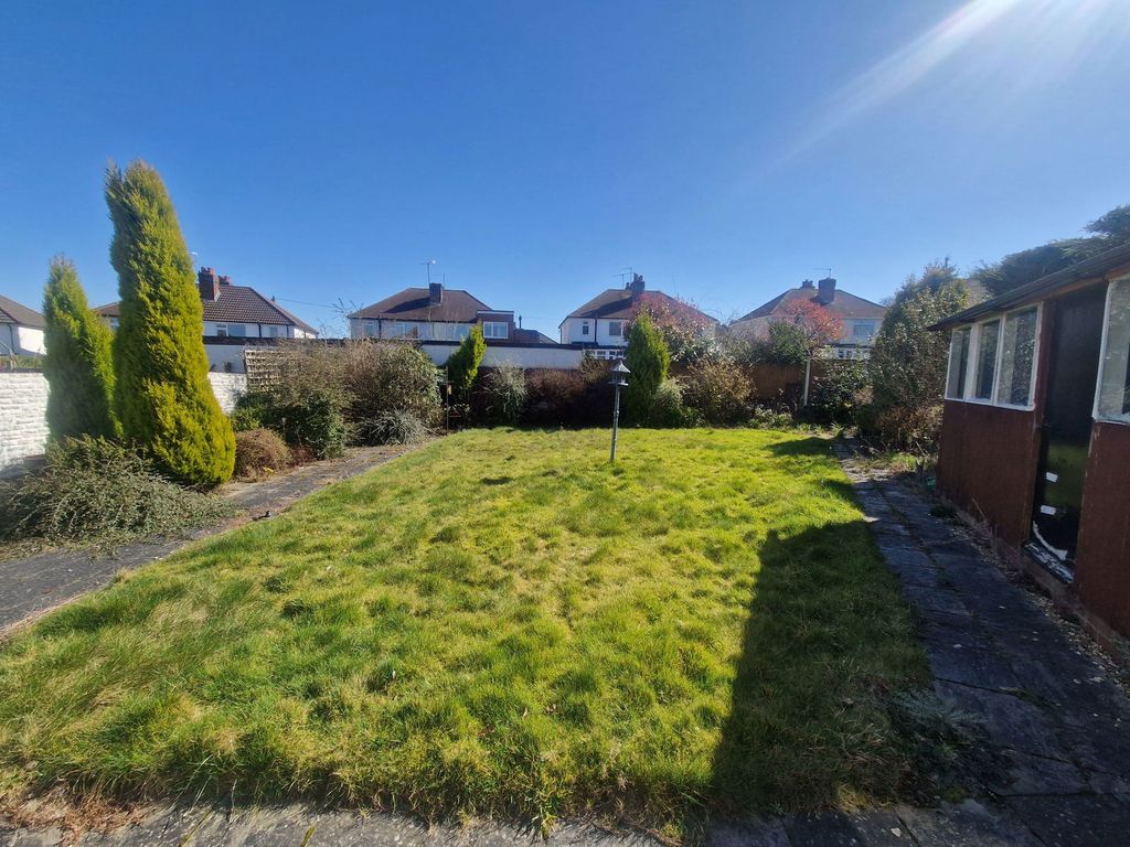 Property photo 3 of 10