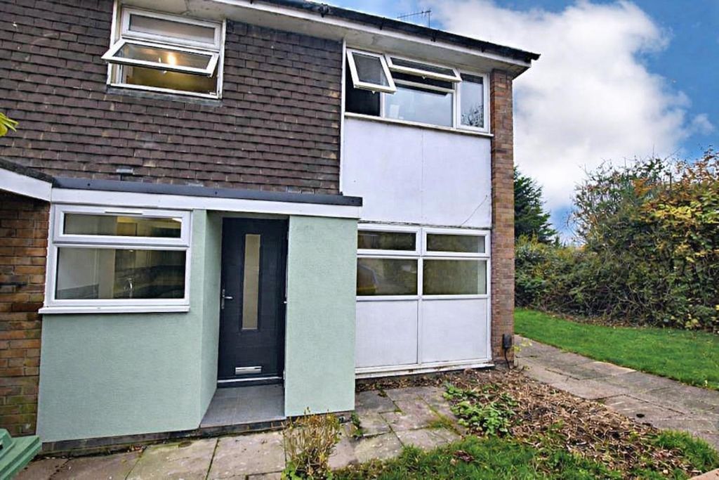 Property photo 1 of 7 Front