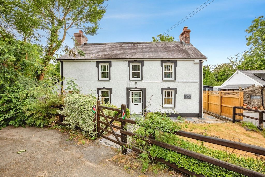 Property photo 1 of 43 Picture No. 46