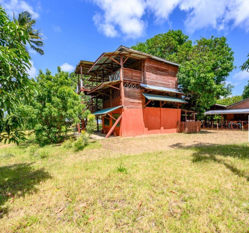 Property photo 1 of 25