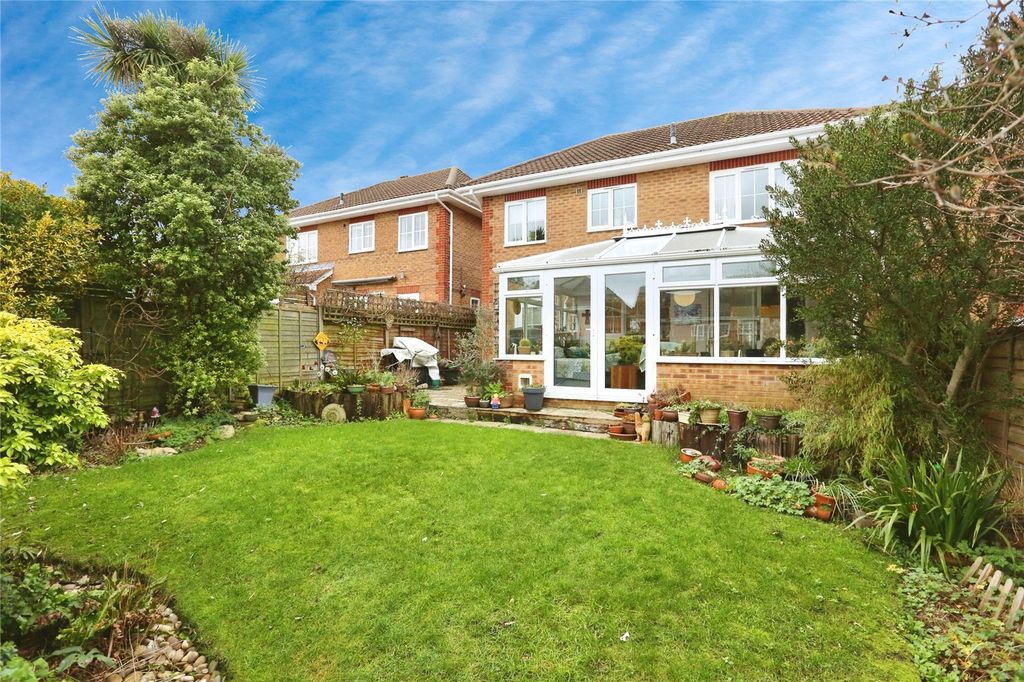 Property photo 1 of 25 Garden