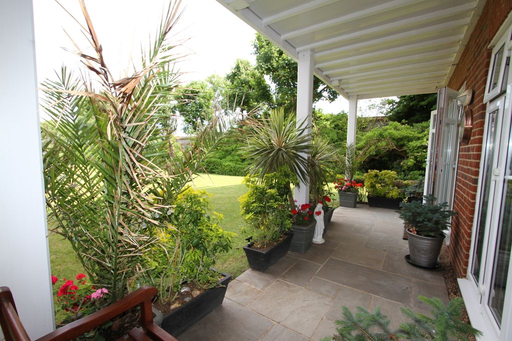 Additional image 4 of 2 bed flat for saleDarley Road, Eastbourne BN20