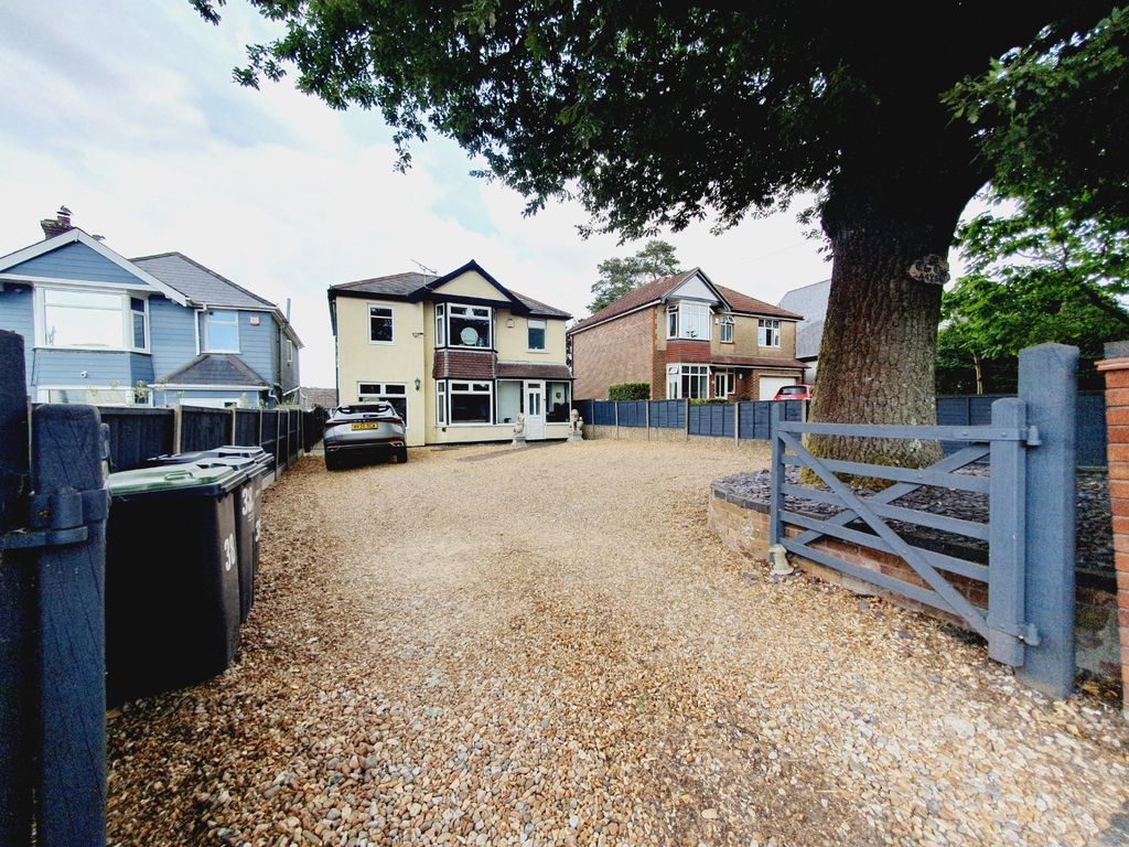Property photo 1 of 18 Picture No. 10