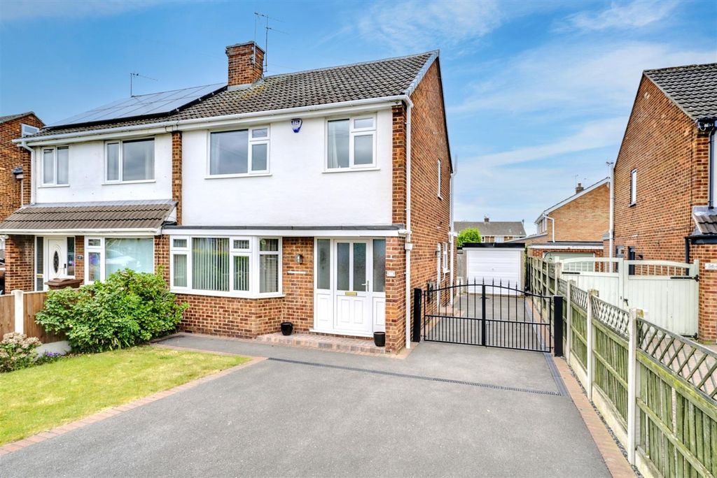 Property photo 1 of 15