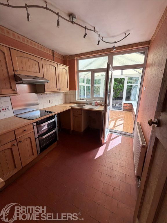 Property photo 2 of 23 Picture No. 08