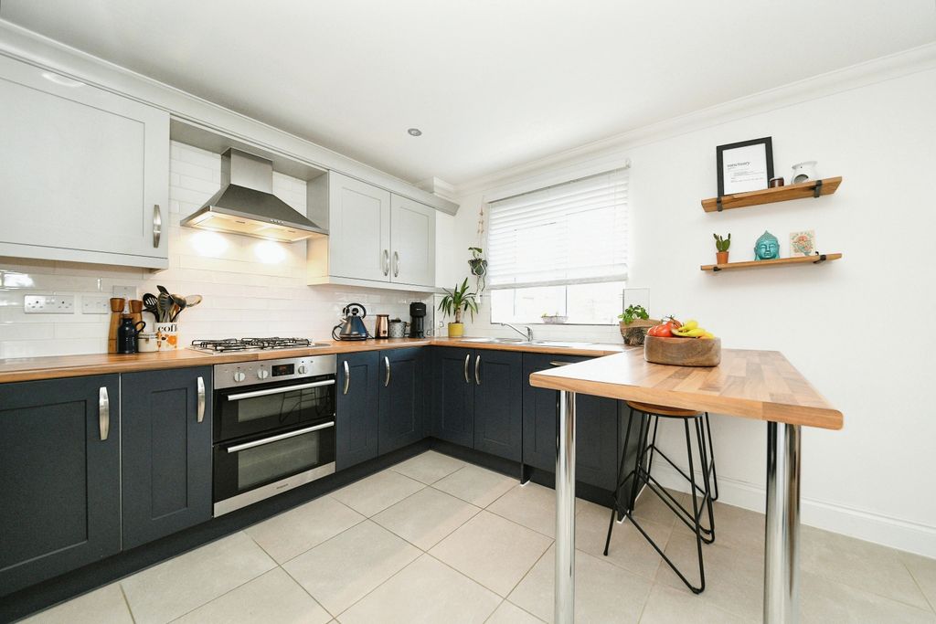 Property photo 2 of 24 Photography