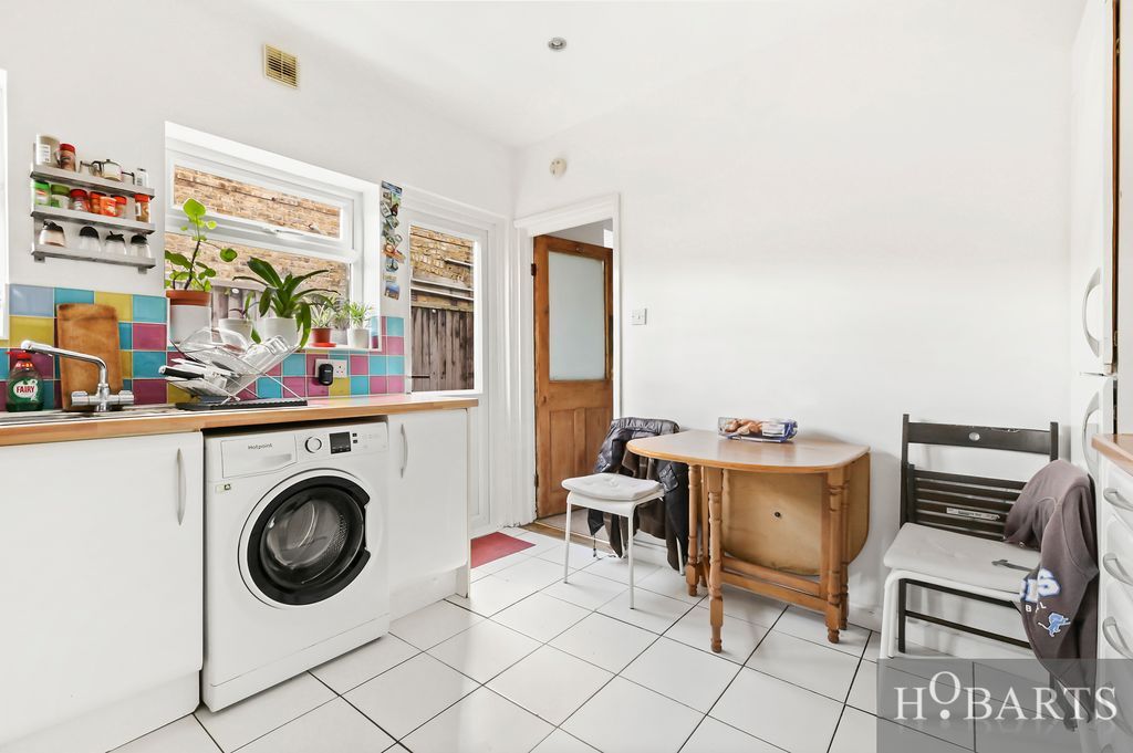 Property photo 2 of 12 Gallery