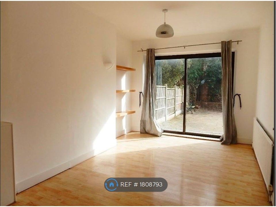 Property photo 2 of 5