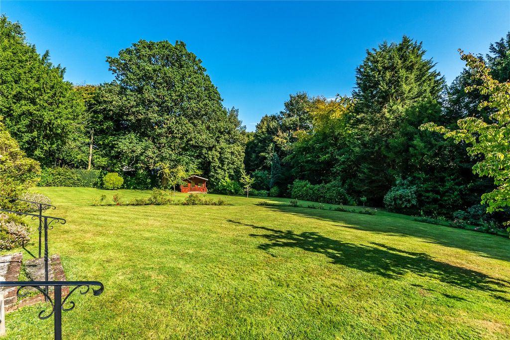 Additional image 16 of 3 bed flat for saleWest Hill, Oxted, Surrey RH8