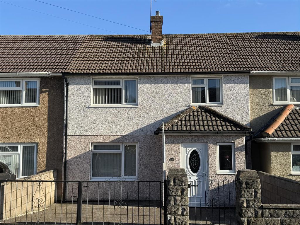 Property photo 1 of 21