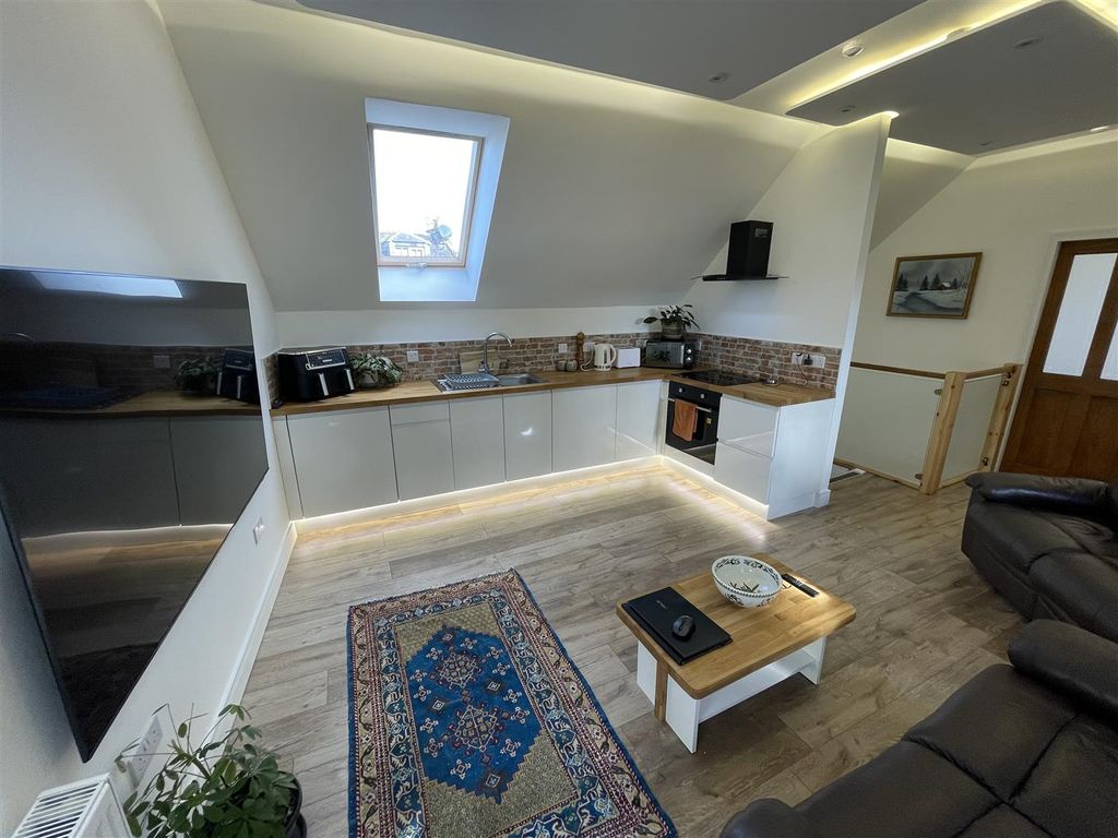 Property photo 3 of 20 Img_1905.Jpg