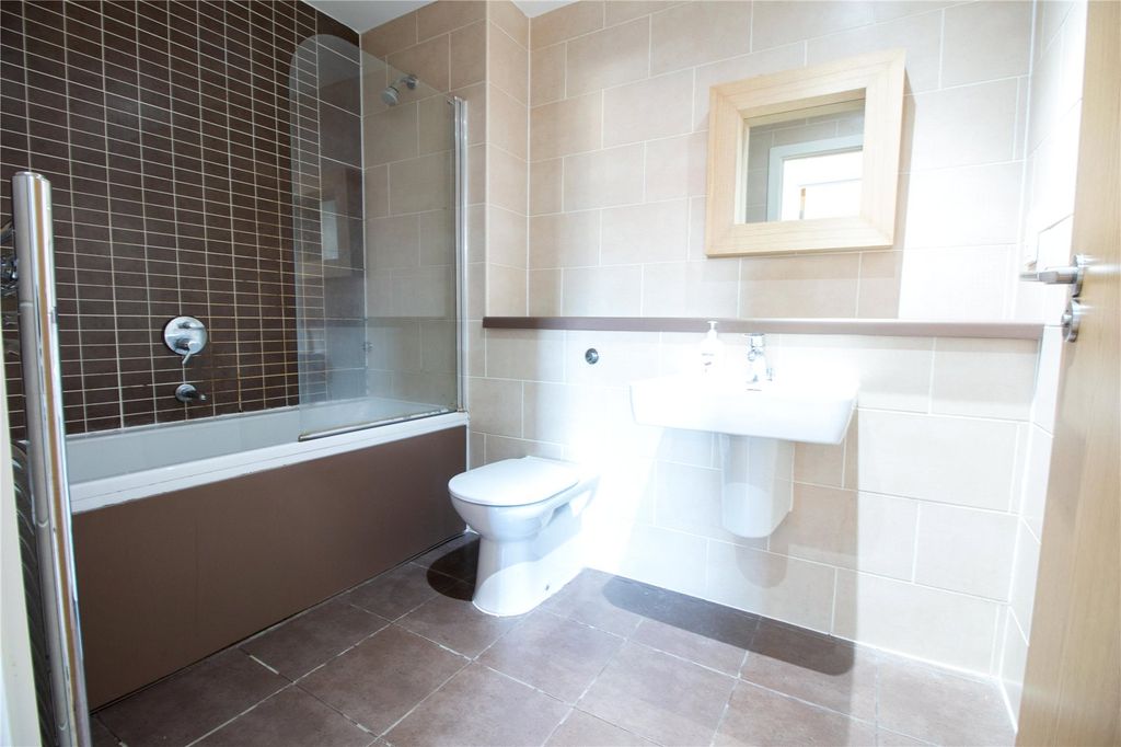 Property photo 3 of 6 Picture No. 02