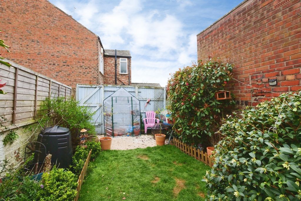 Property photo 3 of 14