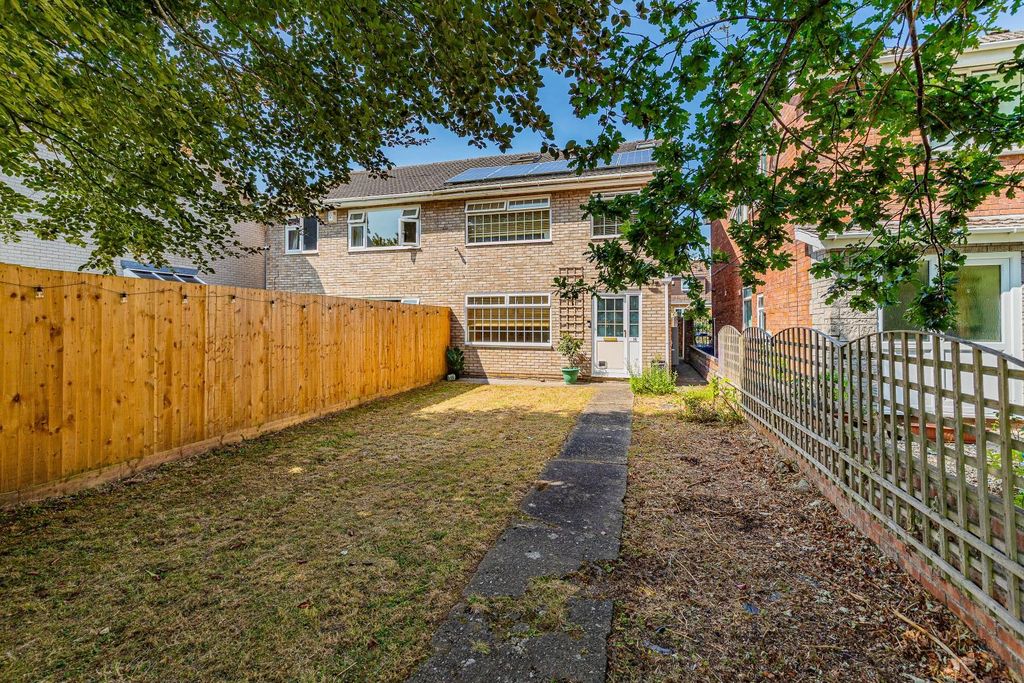 Property photo 1 of 21 16-18.Jpg