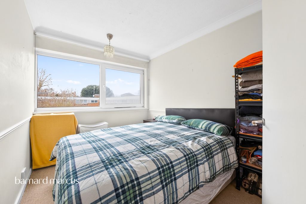 Property photo 2 of 7 Bedroom 1