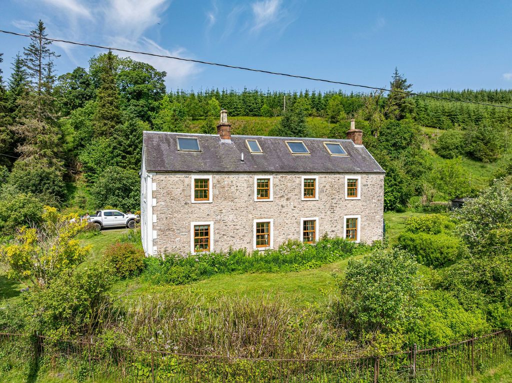 Property photo 2 of 41
