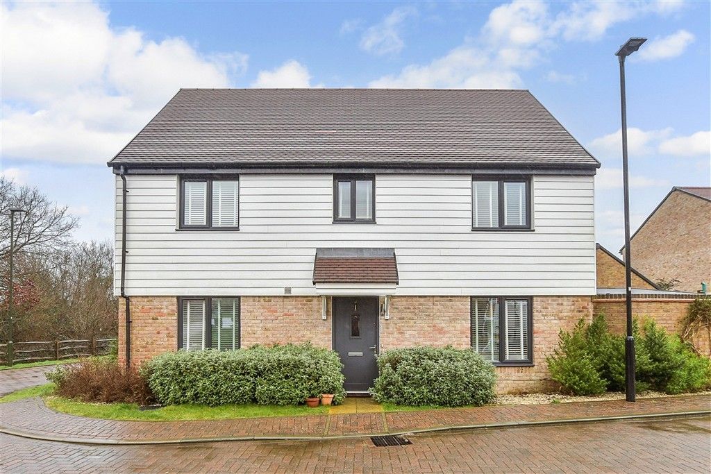 Property photo 1 of 17 External (Web).