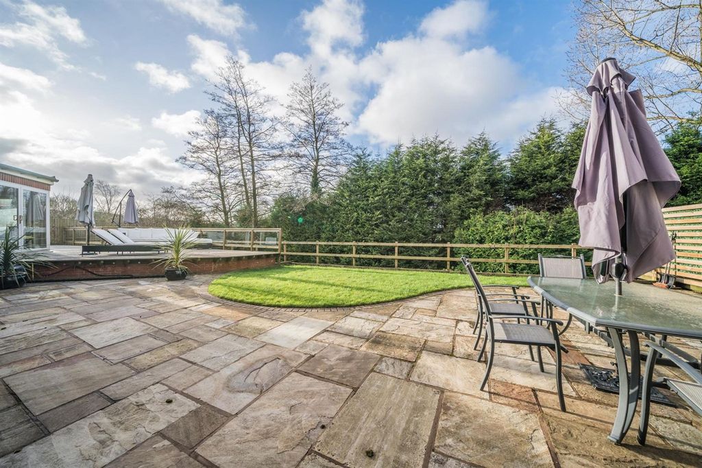 Additional image 9 of 4 bed detached house for saleHaywards Close, Glossop SK13
