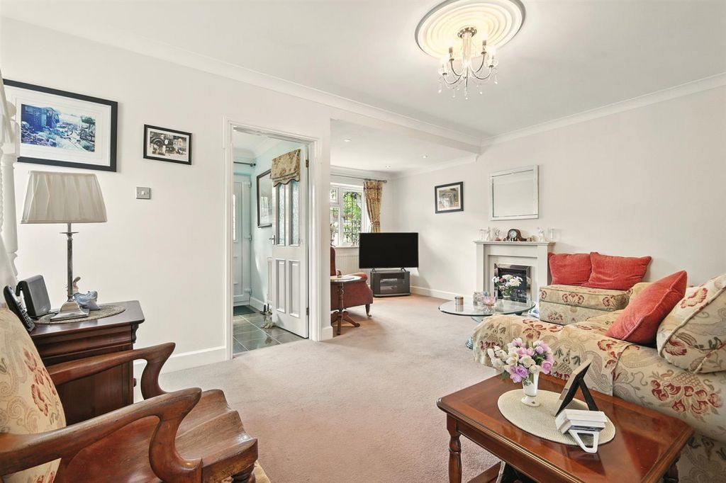 Property photo 3 of 31 006_Ysrn.Jpg