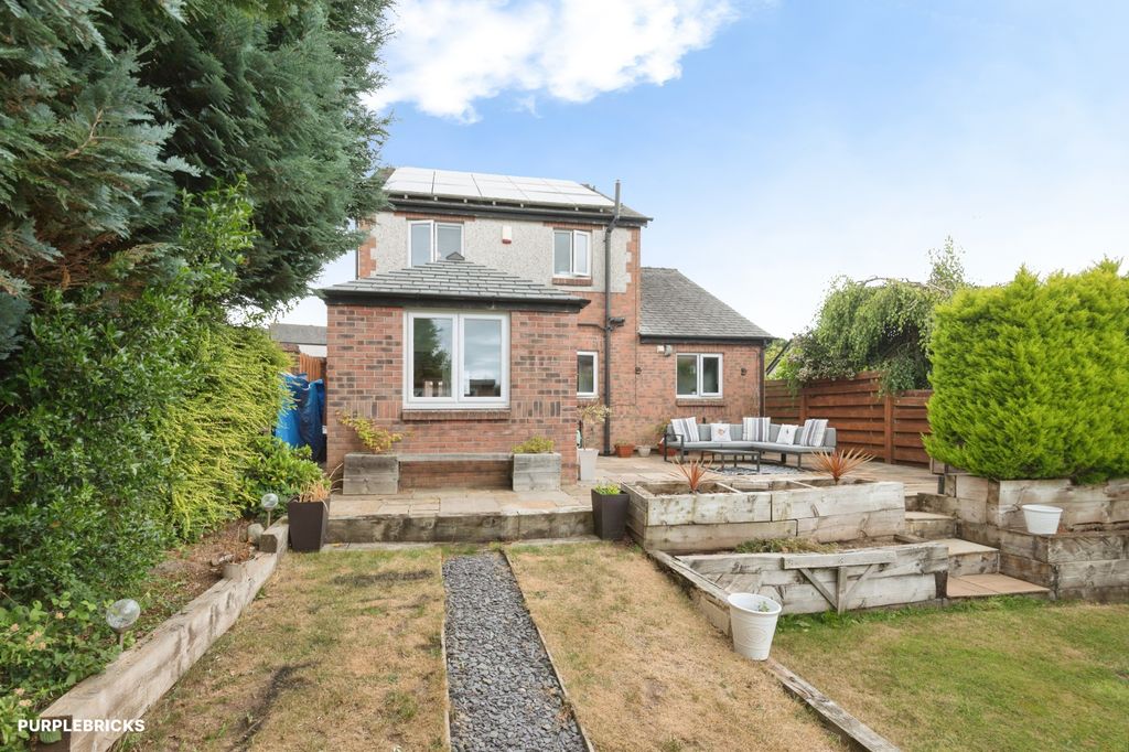 Property photo 2 of 38