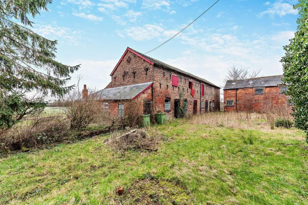 Property photo 3 of 5