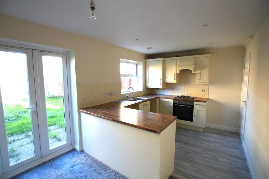 Property photo 3 of 7 Img_2610.Jpg