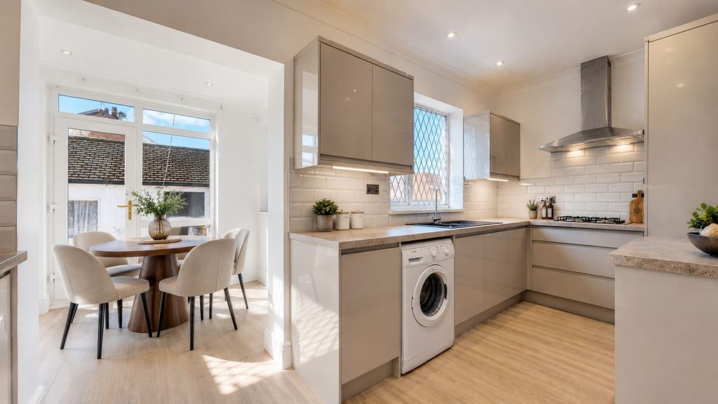 Property photo 1 of 52 4485863