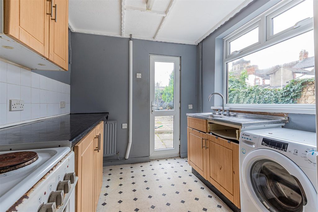 Property photo 2 of 15 188-8.Jpg