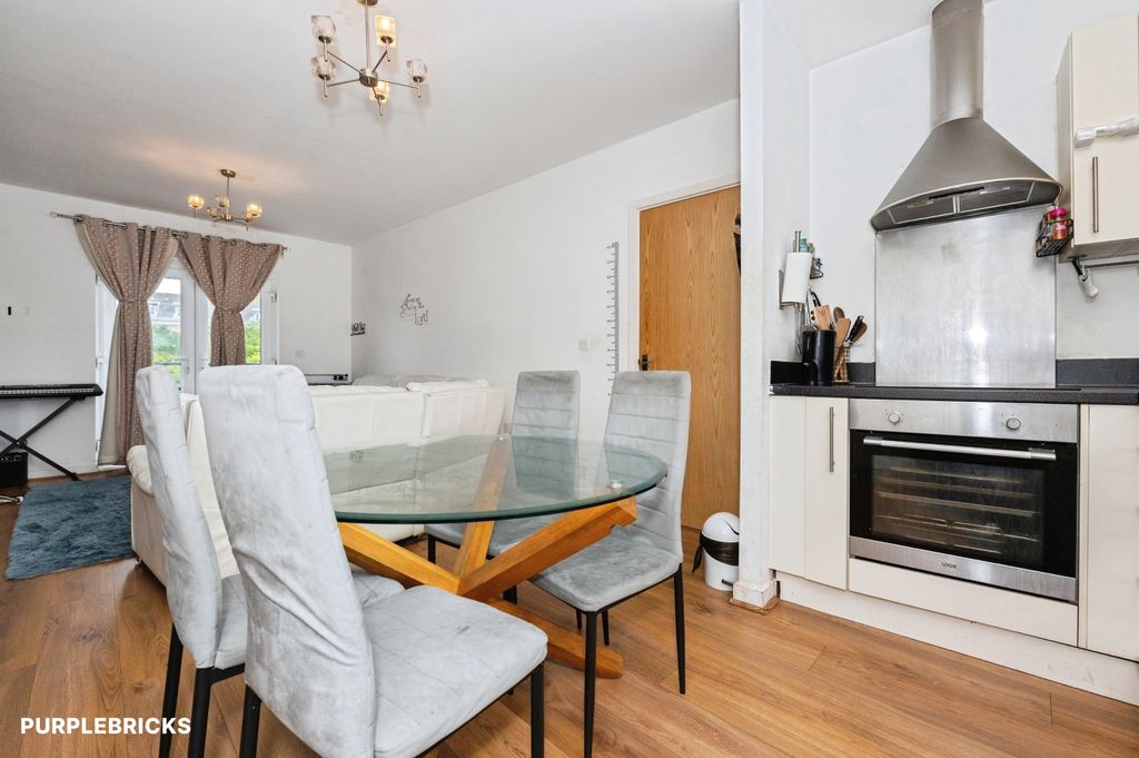 Property photo 3 of 12 Open Plan Living
