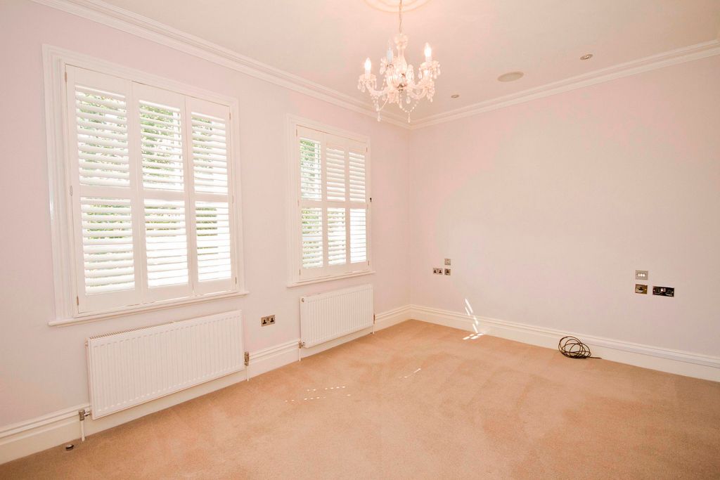 Additional image 9 of 5 bed detached house for salePaines Lane, Pinner Village HA5